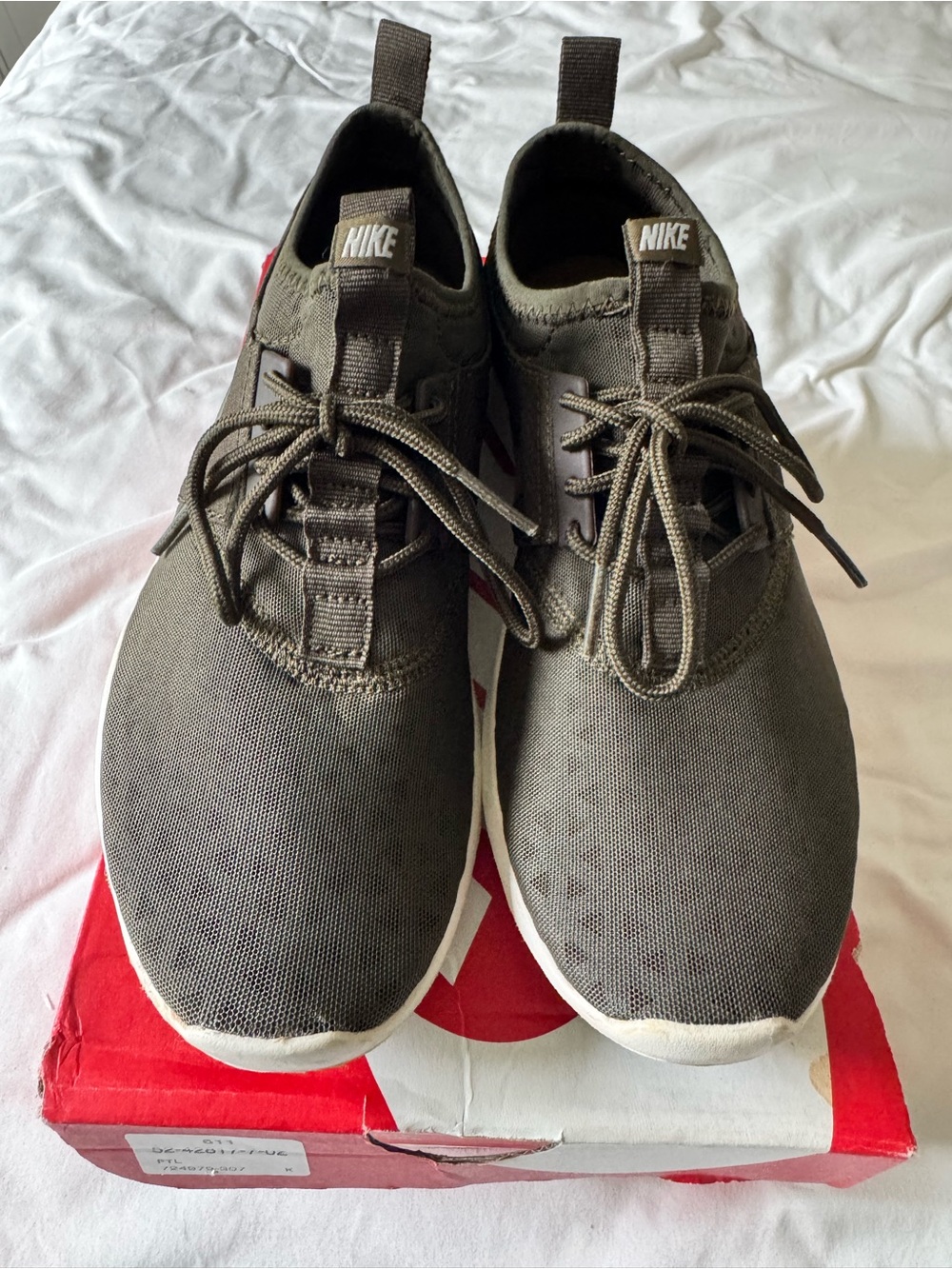 Nike Women’s Juvenate Olive Green Lightweight Casual Sneakers